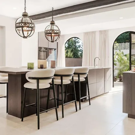 Jazmine Exquisite Oasis Nuva Andalucia Villa Marbella