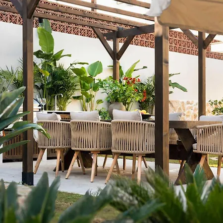 Jazmine Exquisite Oasis Nuva Andalucia *