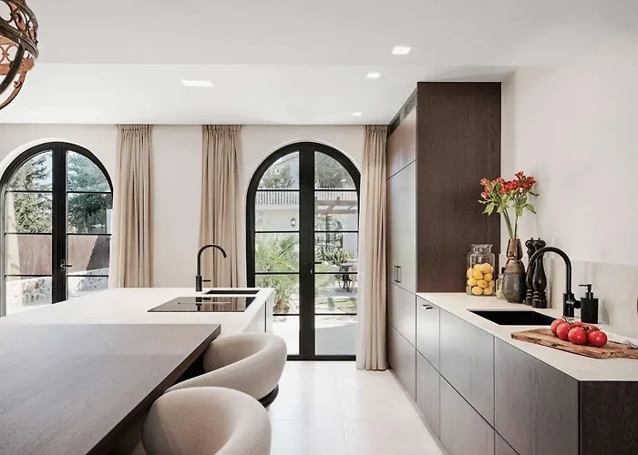 Jazmine Exquisite Oasis Nuva Andalucia Вилла Марбелья