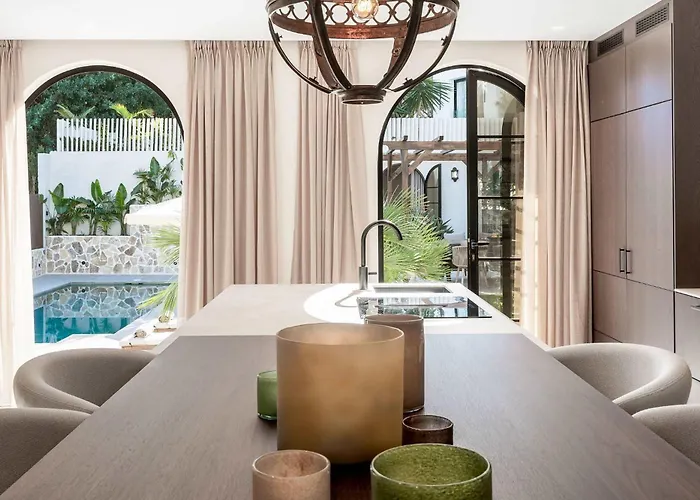 Jazmine Exquisite Oasis Nuva Andalucia *