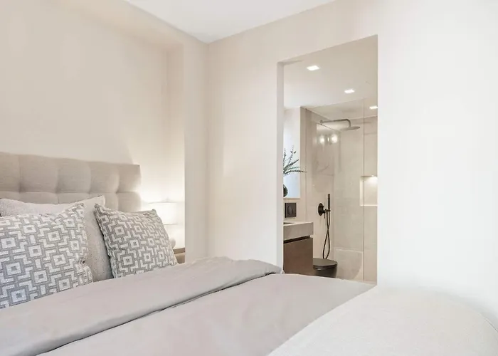 Вилла Jazmine Exquisite Oasis Nuva Andalucia *