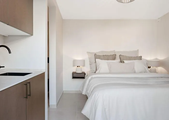 Jazmine Exquisite Oasis Nuva Andalucia *