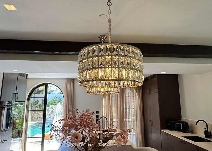 Jazmine Exquisite Oasis Nuva Andalucia Marbella