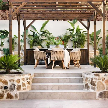 Jazmine Exquisite Oasis Nuva Andalucia Marbella