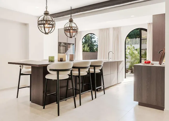 Jazmine Exquisite Oasis Nuva Andalucia *