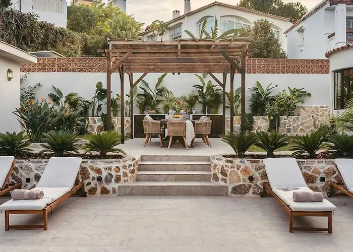 וילה Jazmine Exquisite Oasis Nuva Andalucia מארבלה